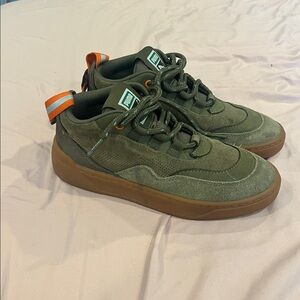 Puma boys suede sneakers